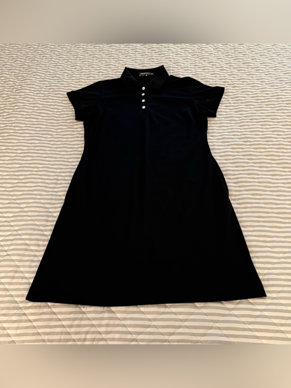 Nike Golf Dri-Fit Black Athletic Polo Dress Women’s Medium Pockets EUC Logo